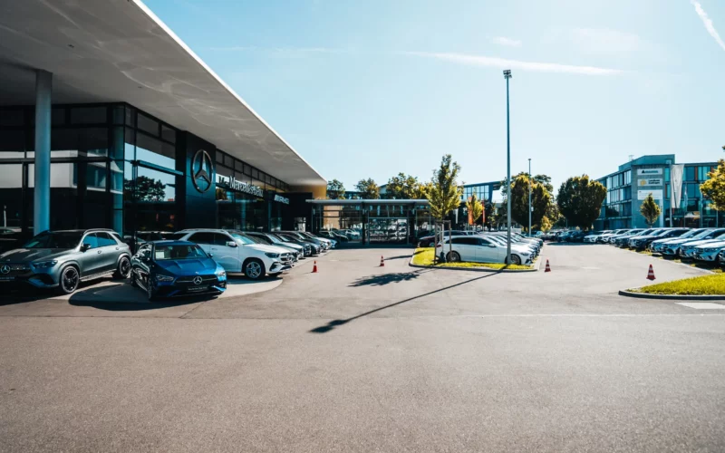 REFERENZ_Autohaus Jesinger_Asphaltarbeiten_2 REFERENZ_Autohaus Jesinger_Asphaltarbeiten_2